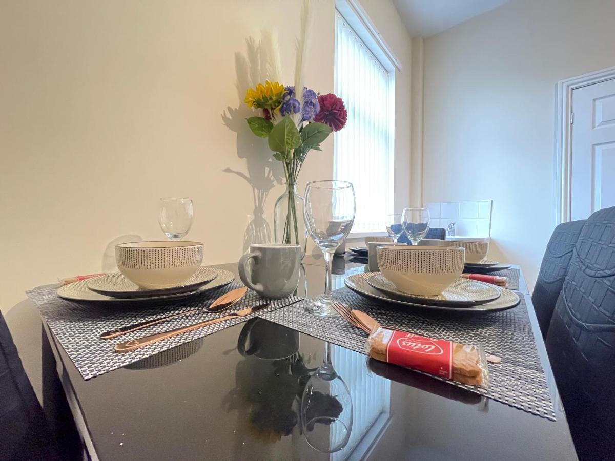 Fogs Property - Darlington City Apartments Екстериор снимка